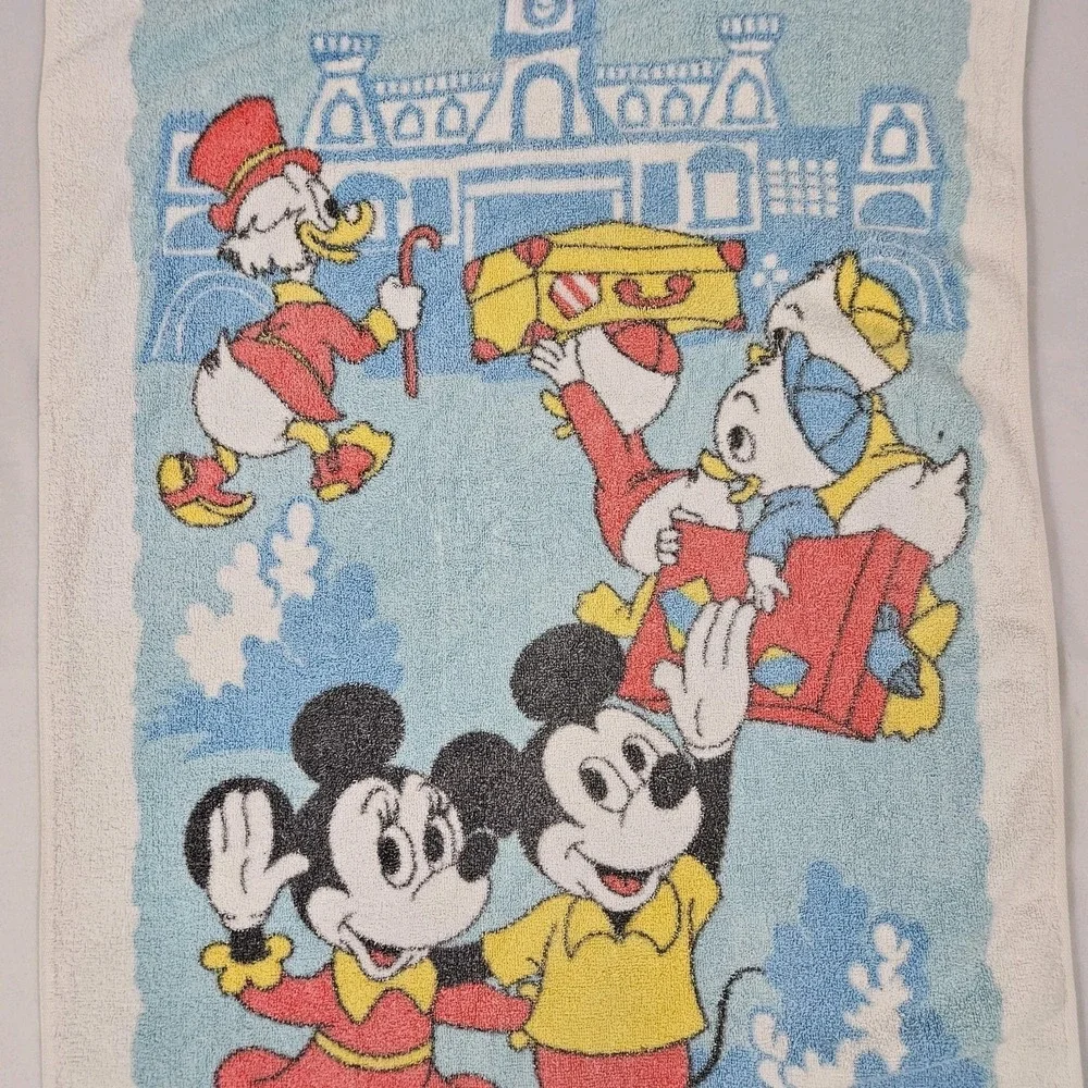 Vintage Disney Bath Towel Pacific Signature Mickey Mouse Minnie Donald Pluto USA